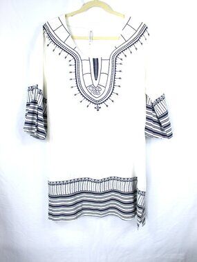 MONO RENO WOMEN'S OFF WHITE NAVY BLOUSE TUNIC ROUND NECK SIZE LARGE BOHO CHIC